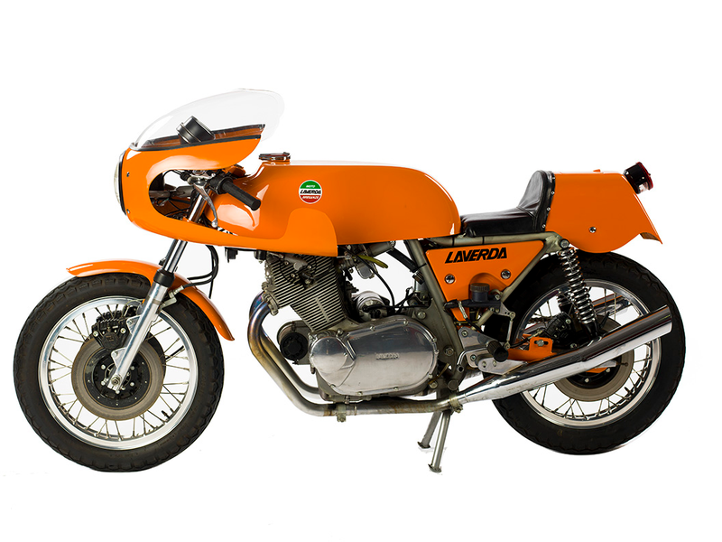 Illustration for article titled Vacant NYC Store Turned Into A Treasure Trove Of Beautiful Motorcycles